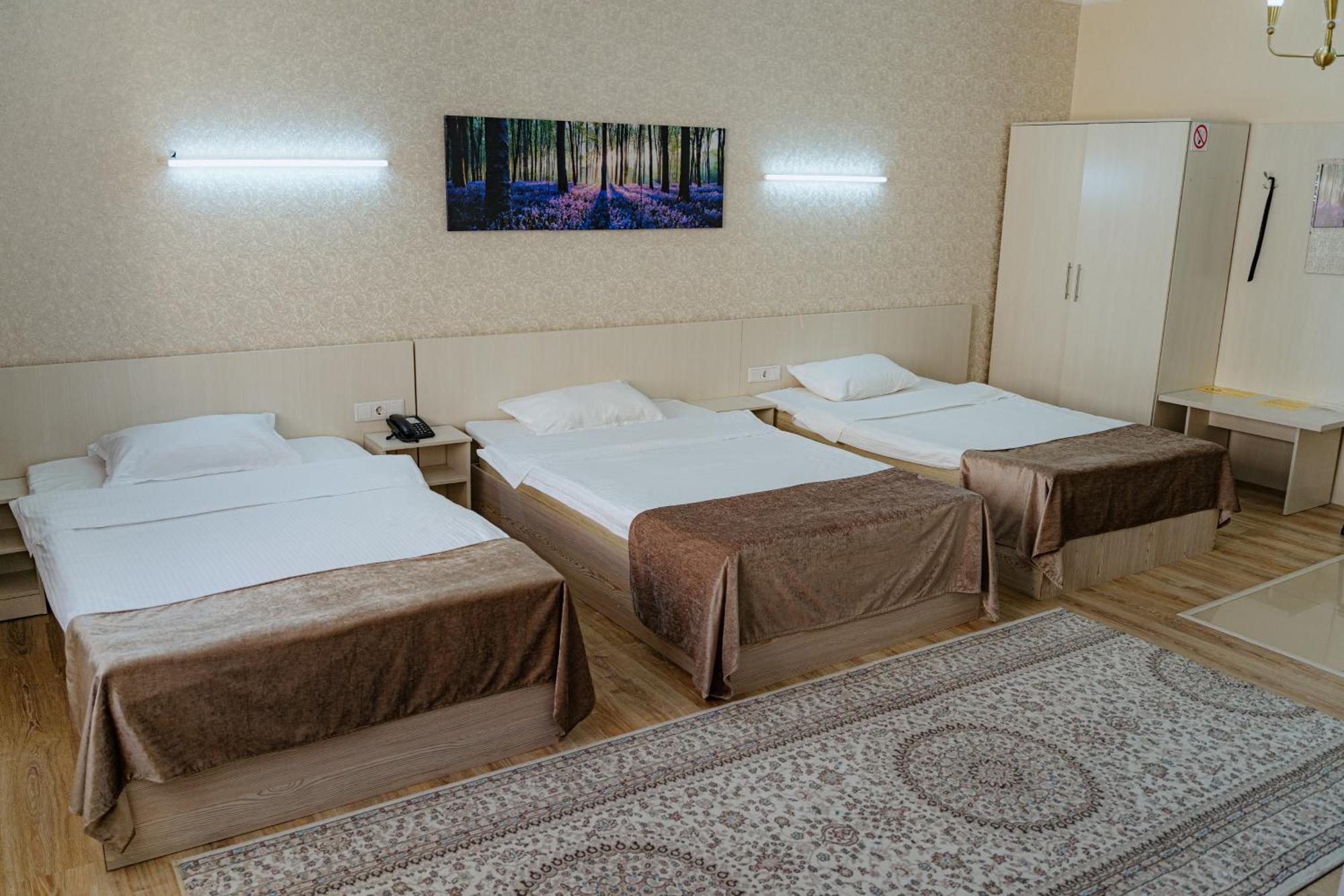 Hotel Union Plaza à Astana Extérieur photo